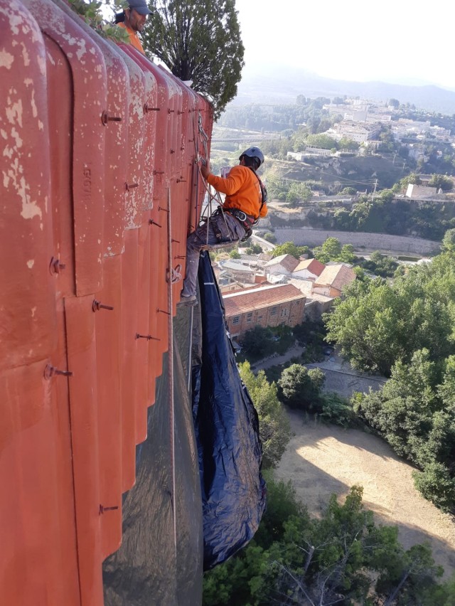 Aislamiento de cubierta con corcho proyectado