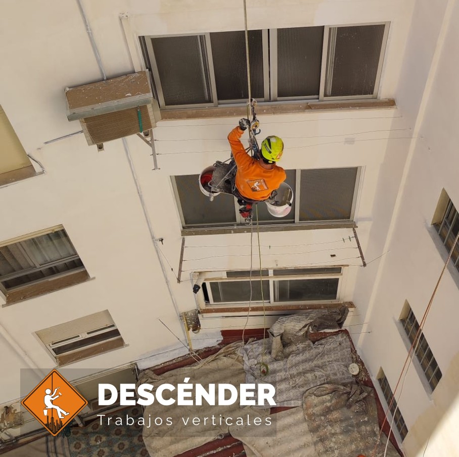Descénder