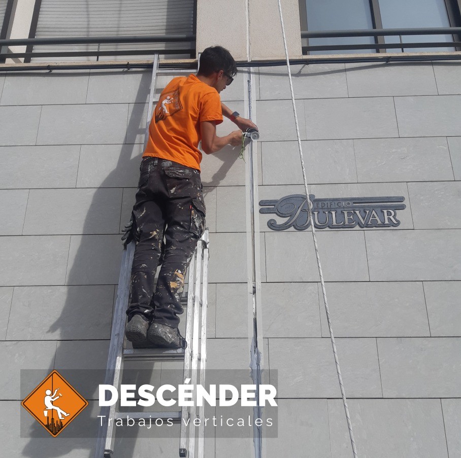 Descénder