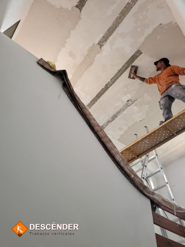 Rehabilitación de techos y escaleras