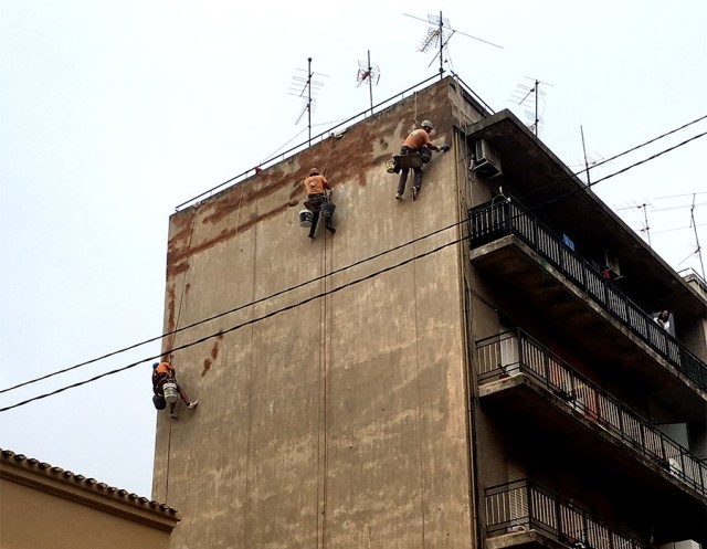 Rehabilitación de fachada medianera en Alcoi