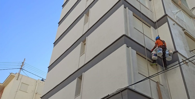 Rehabilitación íntegra de edificio en Gandia